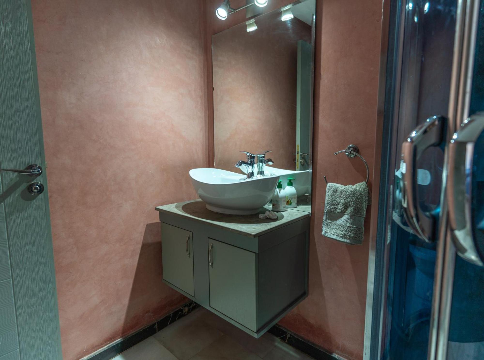 Bel Appartement Au Coeur De Gueliz Marrakesh Eksteriør billede